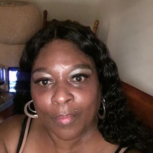 Meet your Posher, Lynne